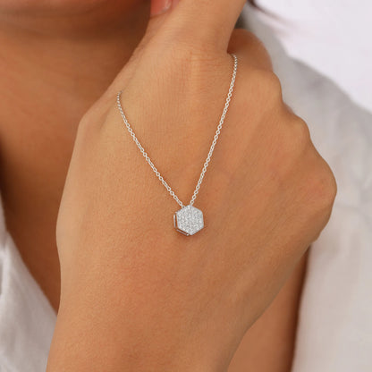 Hexagonal Lab Grown Diamond Pendant for a Stylish Look