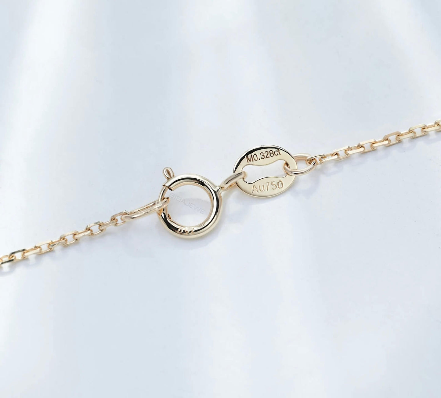 Halskette mit im Labor gezüchteten Diamanten für ein bleibendes Statement