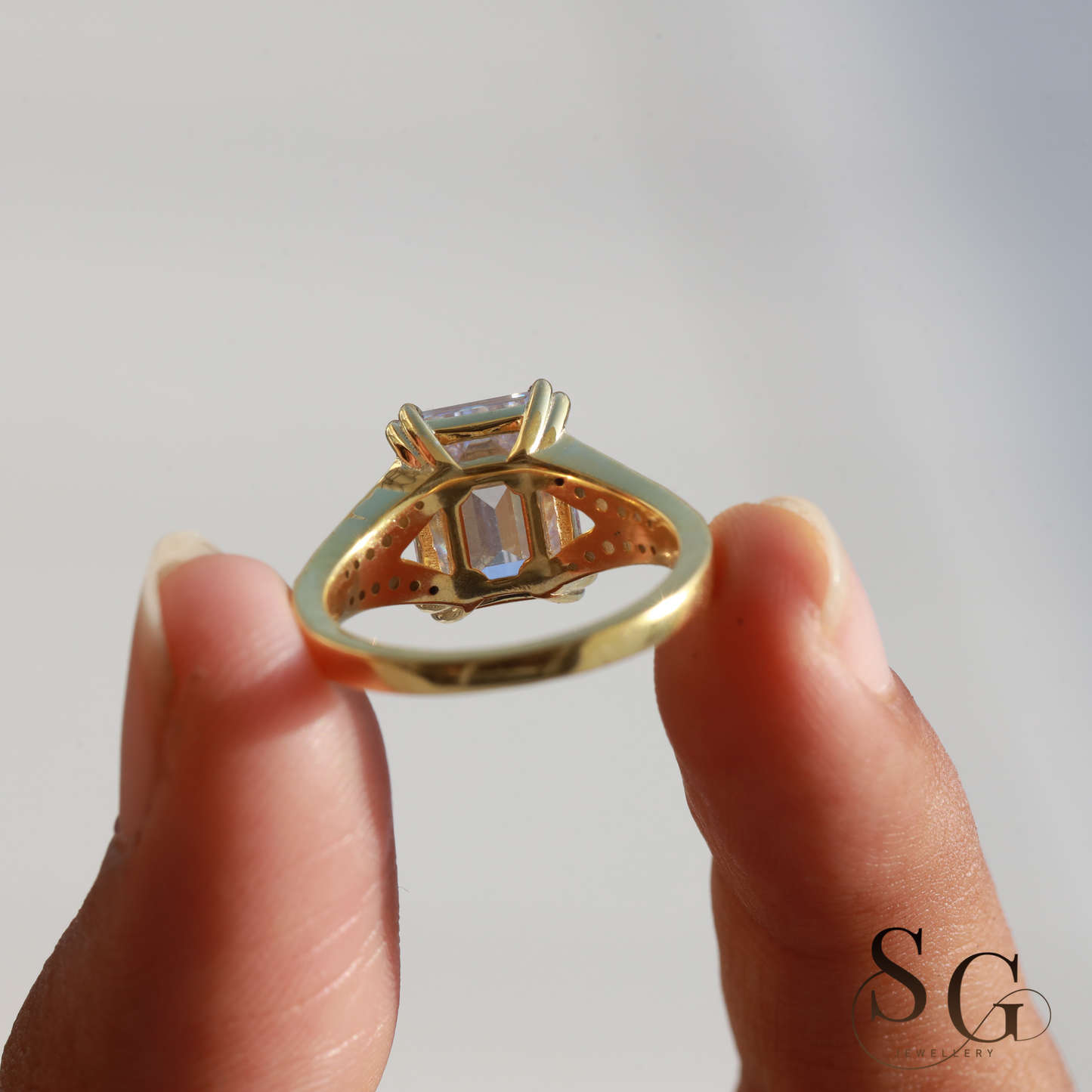 Emerald Cut Lab Grown Diamond Engagement Ring