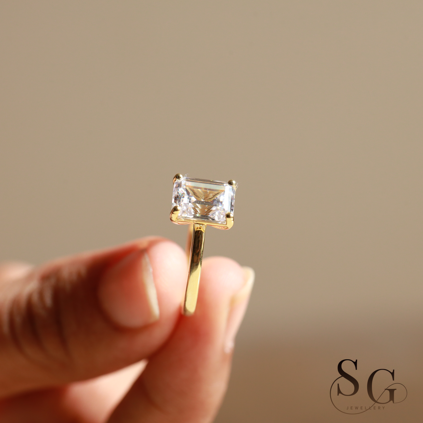 2 CT Emerald Cut Lab Grown Diamond Engagement Ring in 18K Gold.