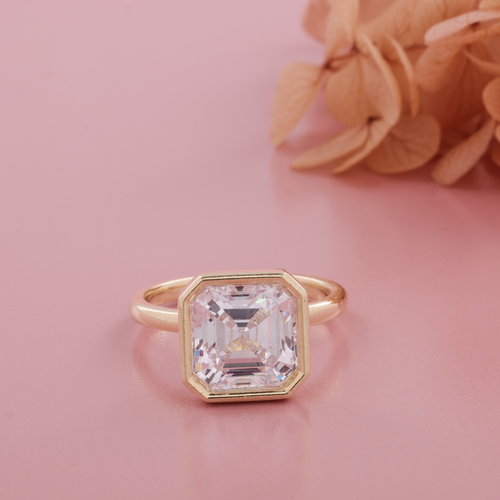 Verlobungsring mit 3 Karat Princess-Schliff-Diamanten aus Laborzucht