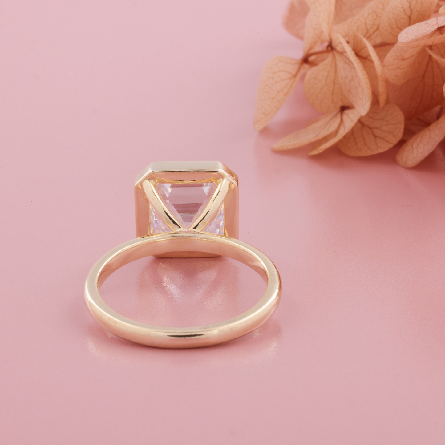 Verlobungsring mit 3 Karat Princess-Schliff-Diamanten aus Laborzucht