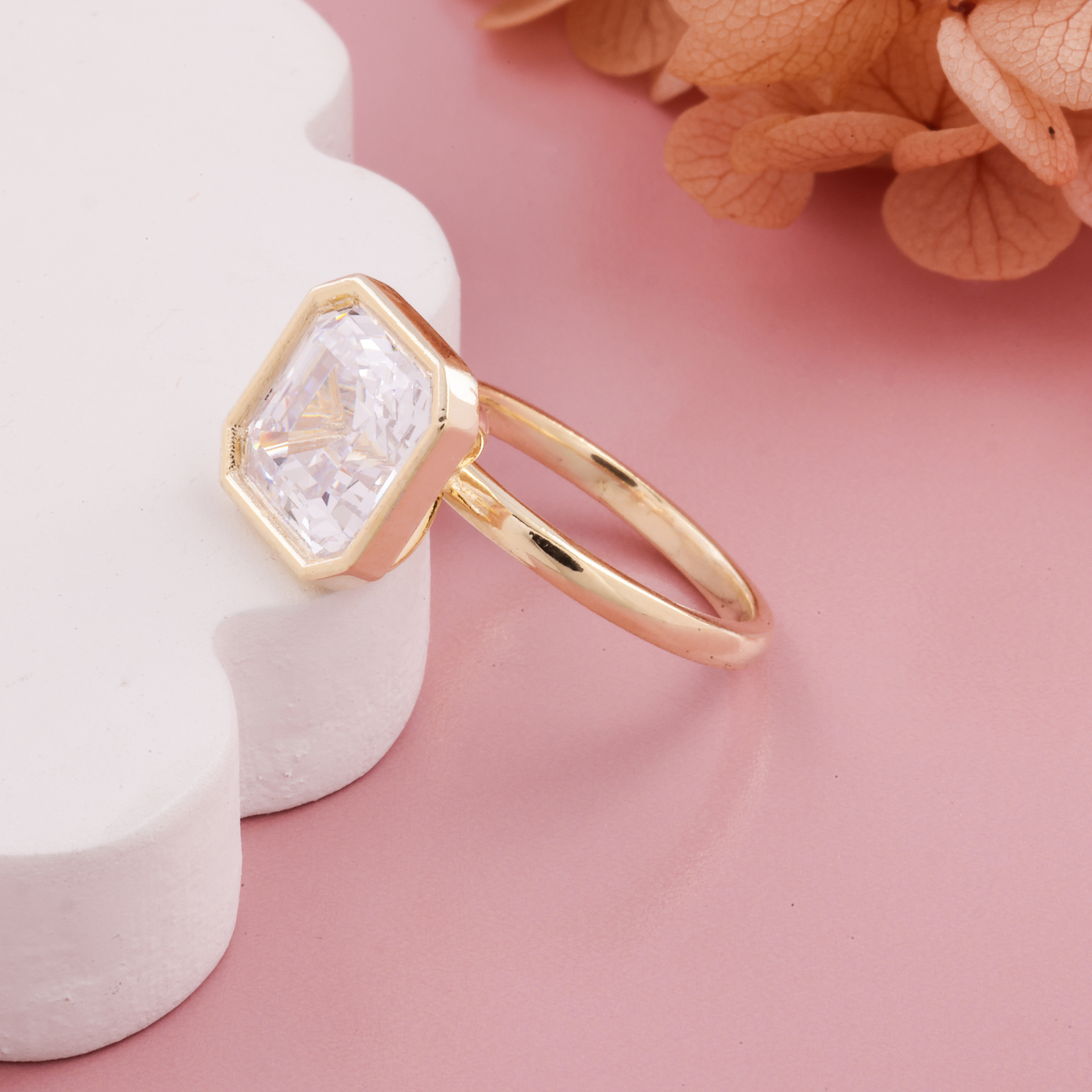 Verlobungsring mit 3 Karat Princess-Schliff-Diamanten aus Laborzucht