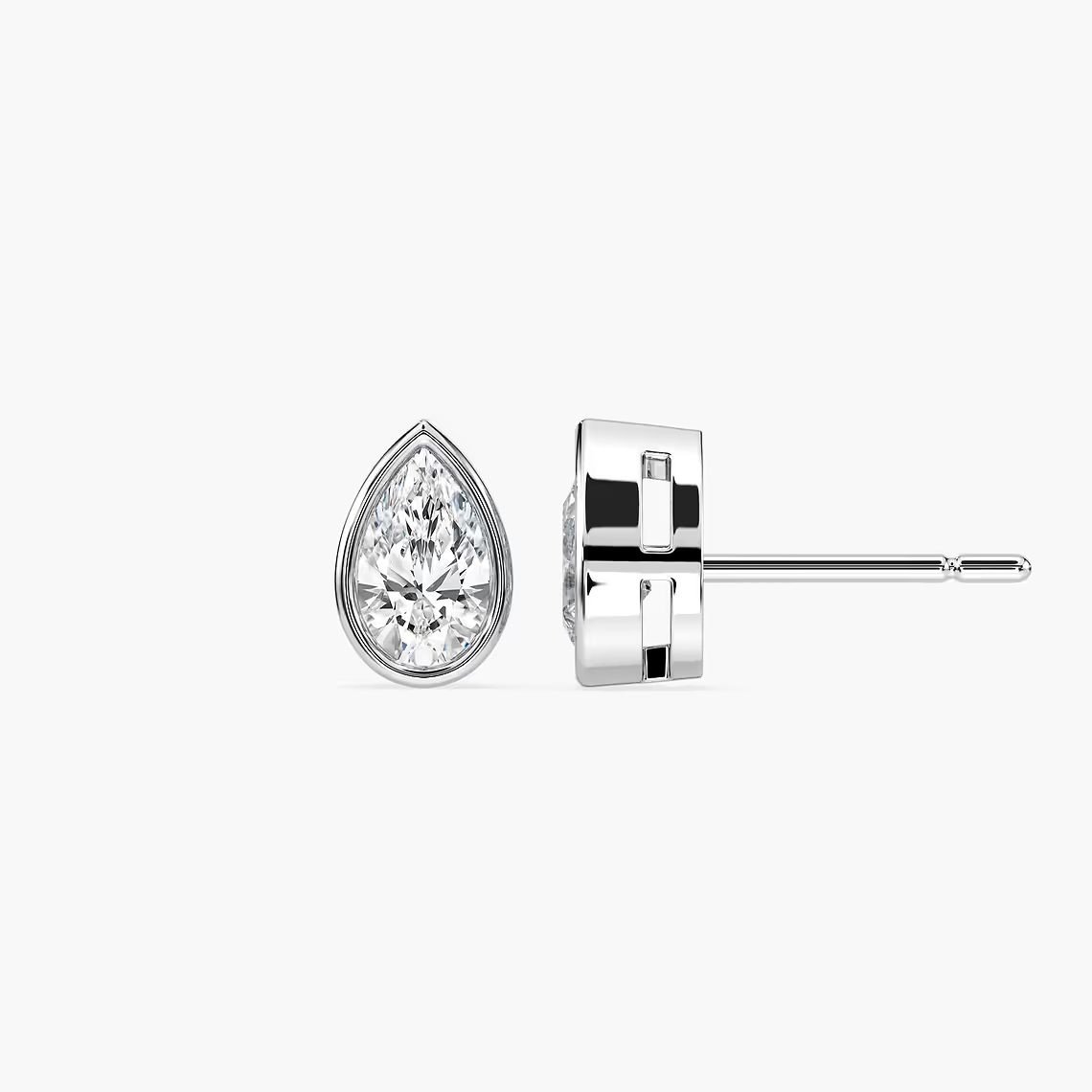 Ohrstecker mit birnenförmiger Fassung