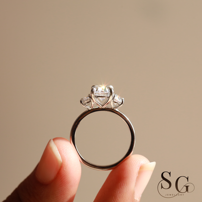 2 CT Oval Cut Lab Grown Diamond Engagement Gift Ring