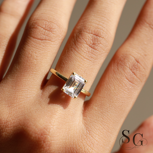 2 CT Emerald Cut Lab Grown Diamond Engagement Ring in 18K Gold.